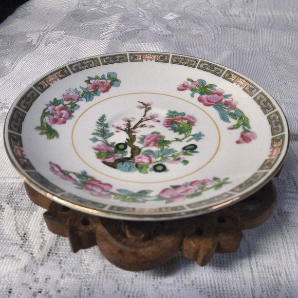 Porcelain Decorative Dessert Plate with Pink Floral Motif - Picture 2 of 12
